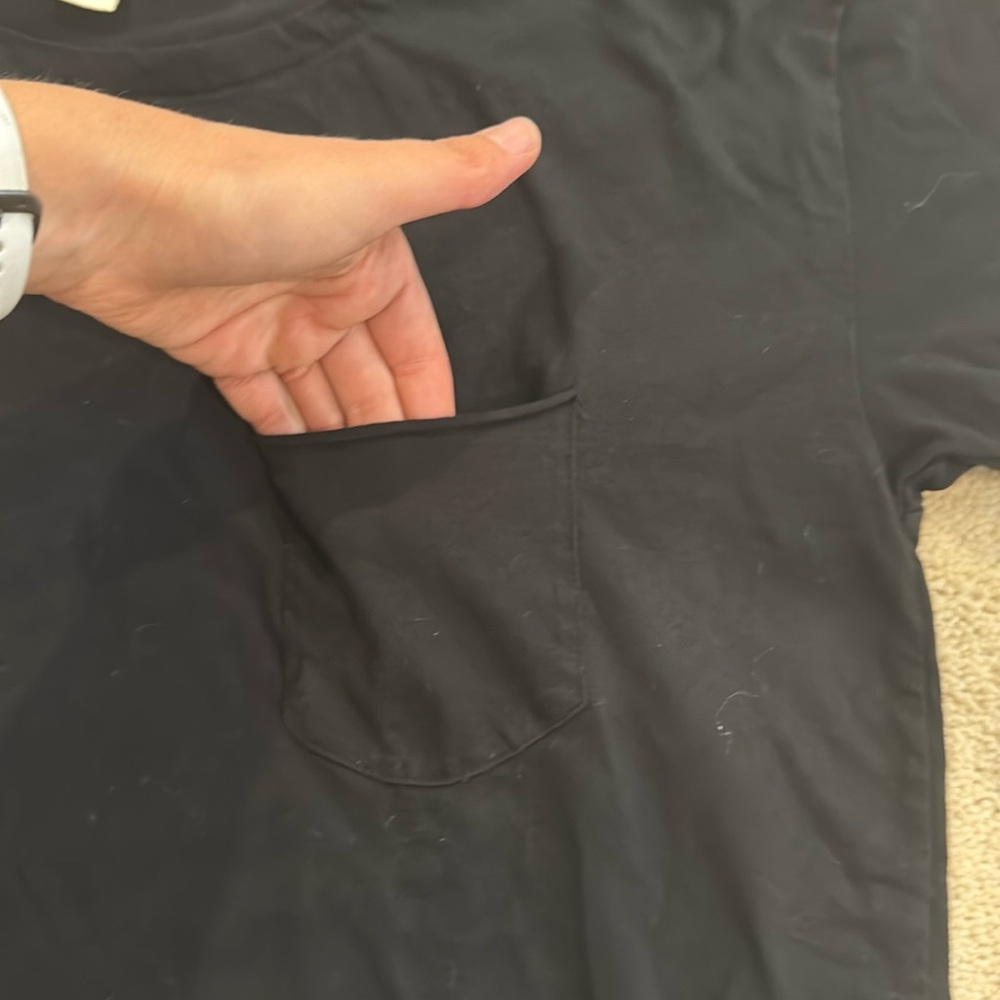 Urban Outfitters Men’s Pocket Tee - Black (Size Small) - Picture 3 of 5